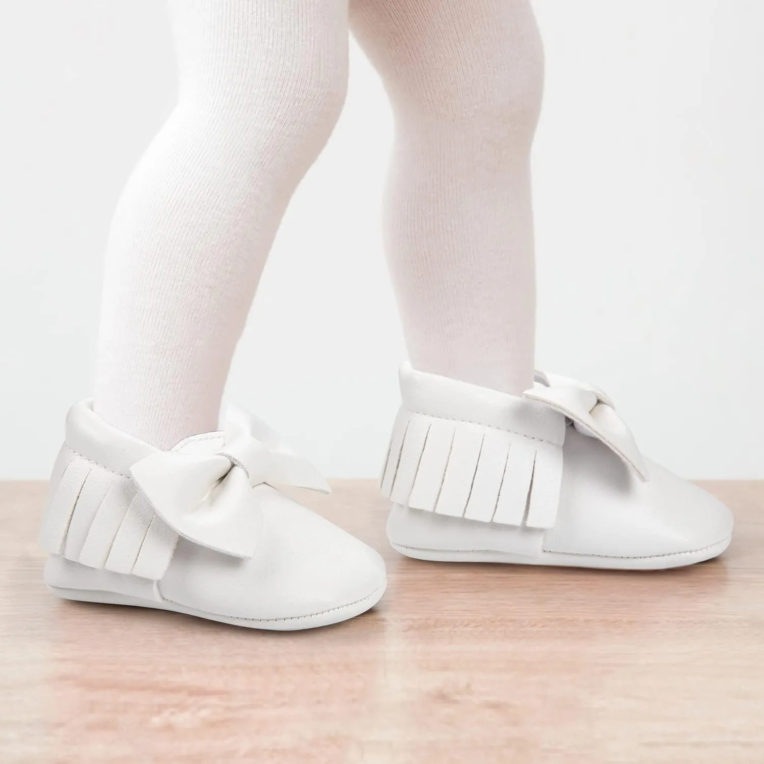 HONGTEYA Baby Moccasins with Rubber Sole&Soft Sole - Flower Print PU Leather Tassel Bow Girls Ballet Dress Shoes for Toddler